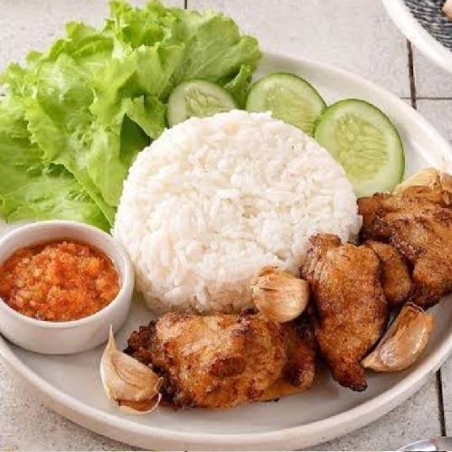 Nasi Ayam Goreng Bawang Putih